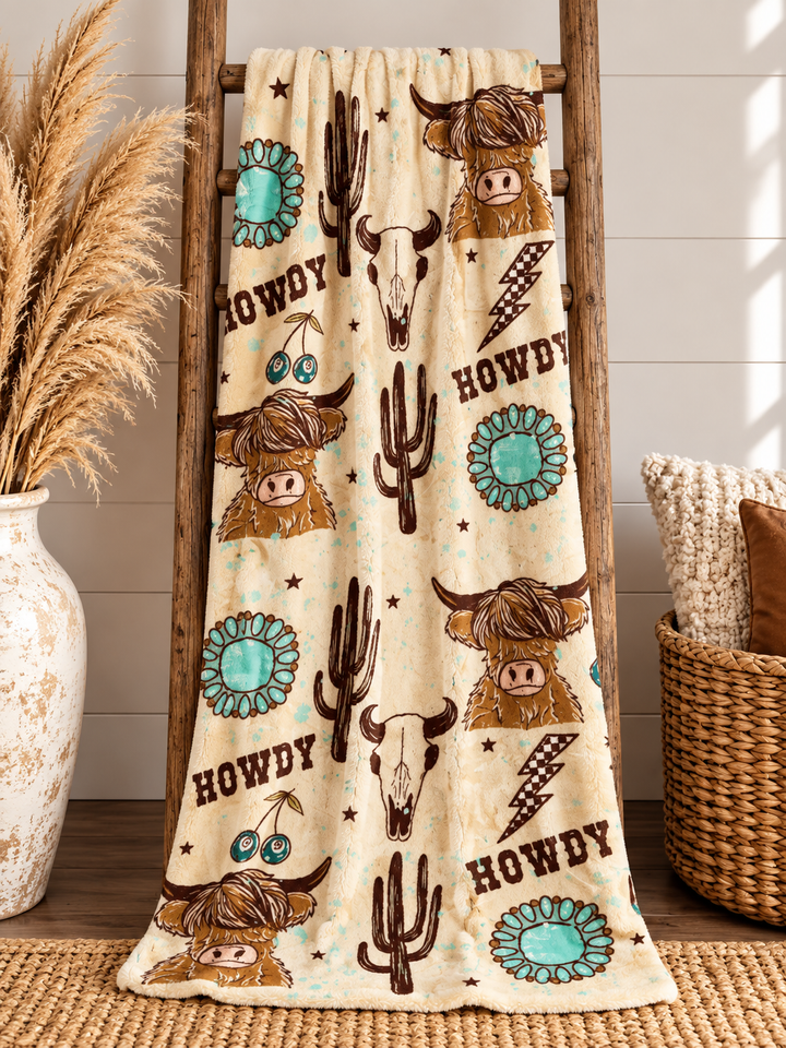 Howdy Highland Cow Queen Throw product image
