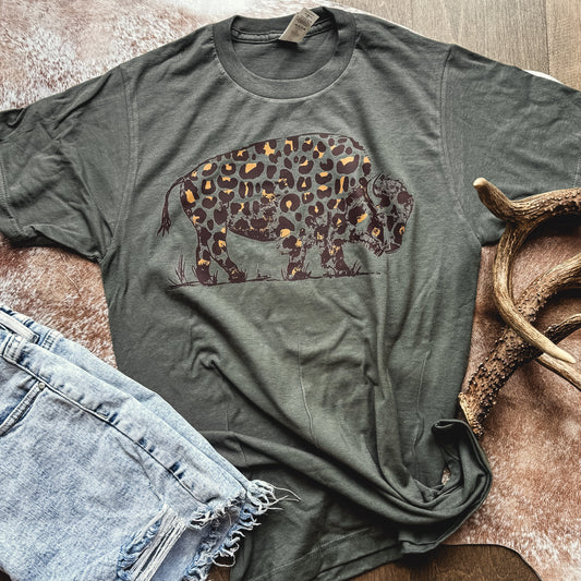 FestiviTees Women - Apparel - Shirts - T-Shirts Leopard Buffalo Graphic Tee