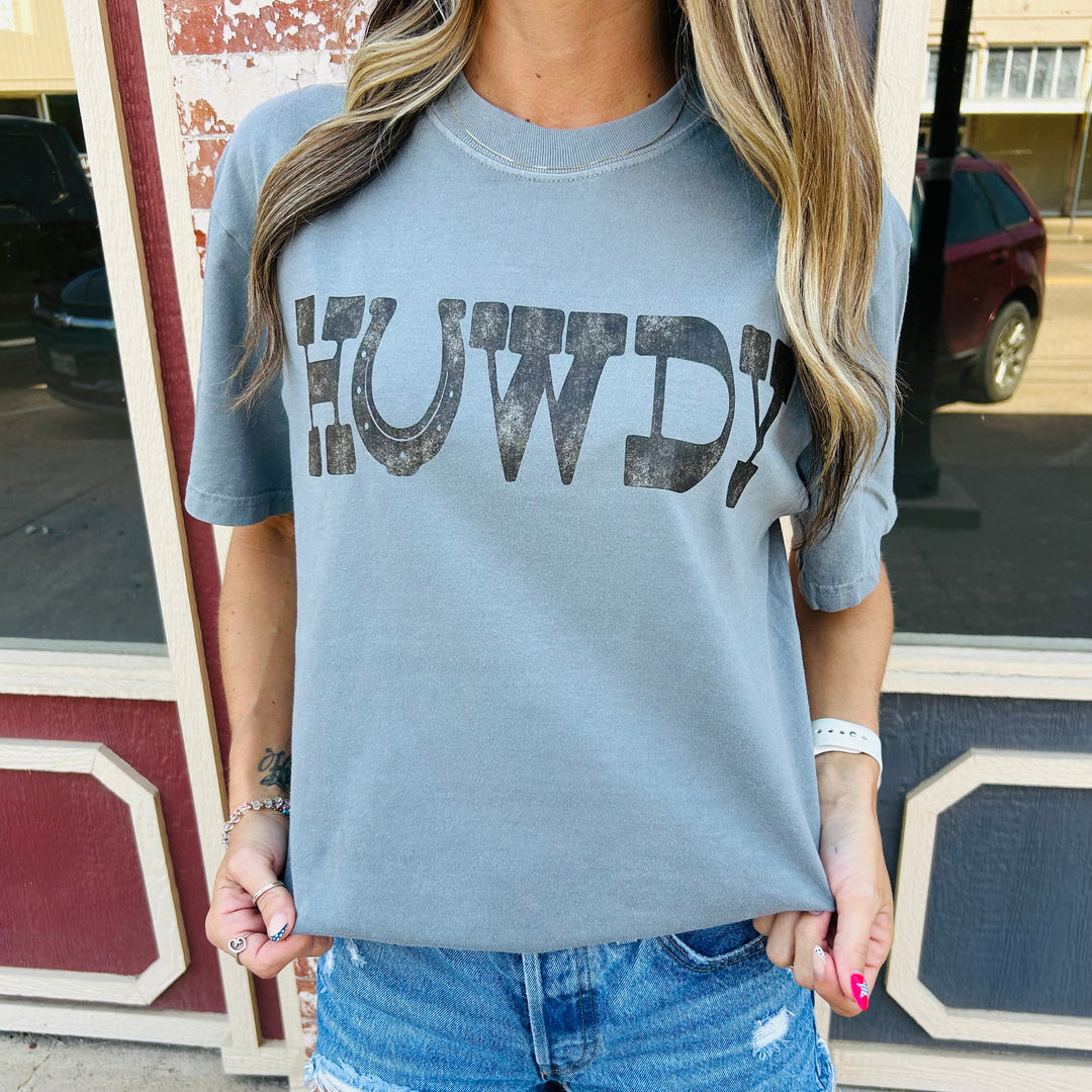 HOWDY Black Font Graphic T-shirt Envy Stylz Boutique