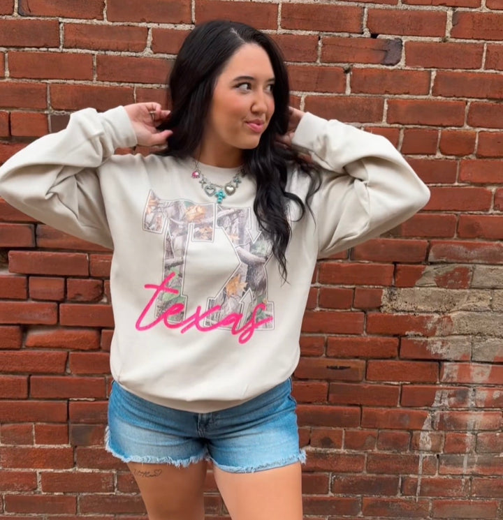 Camo Texas Graphic Sweatshirt