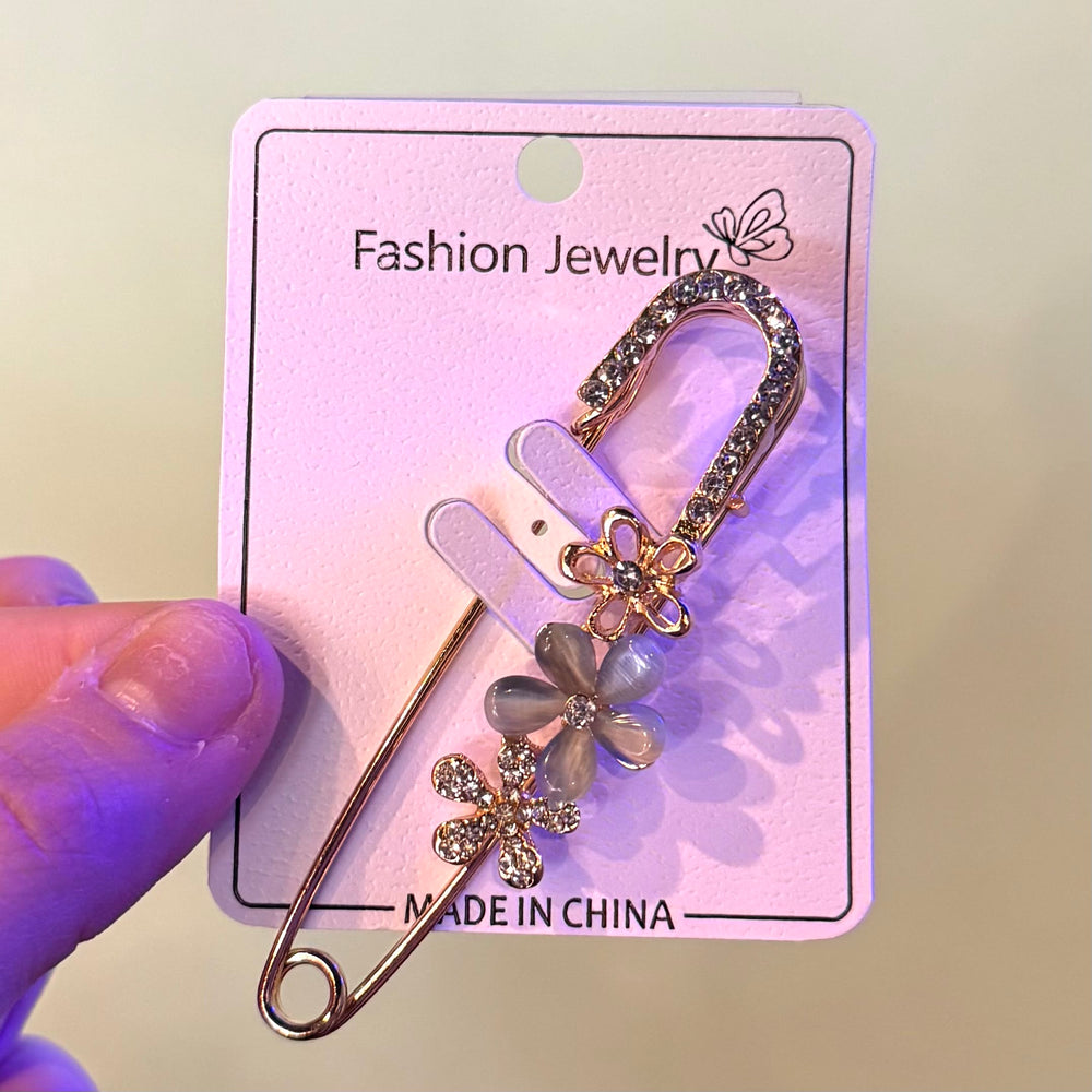 Envy Stylz Boutique Women - Accessories - Bracelet Rhinestone Floral Cloths Pin Brooch