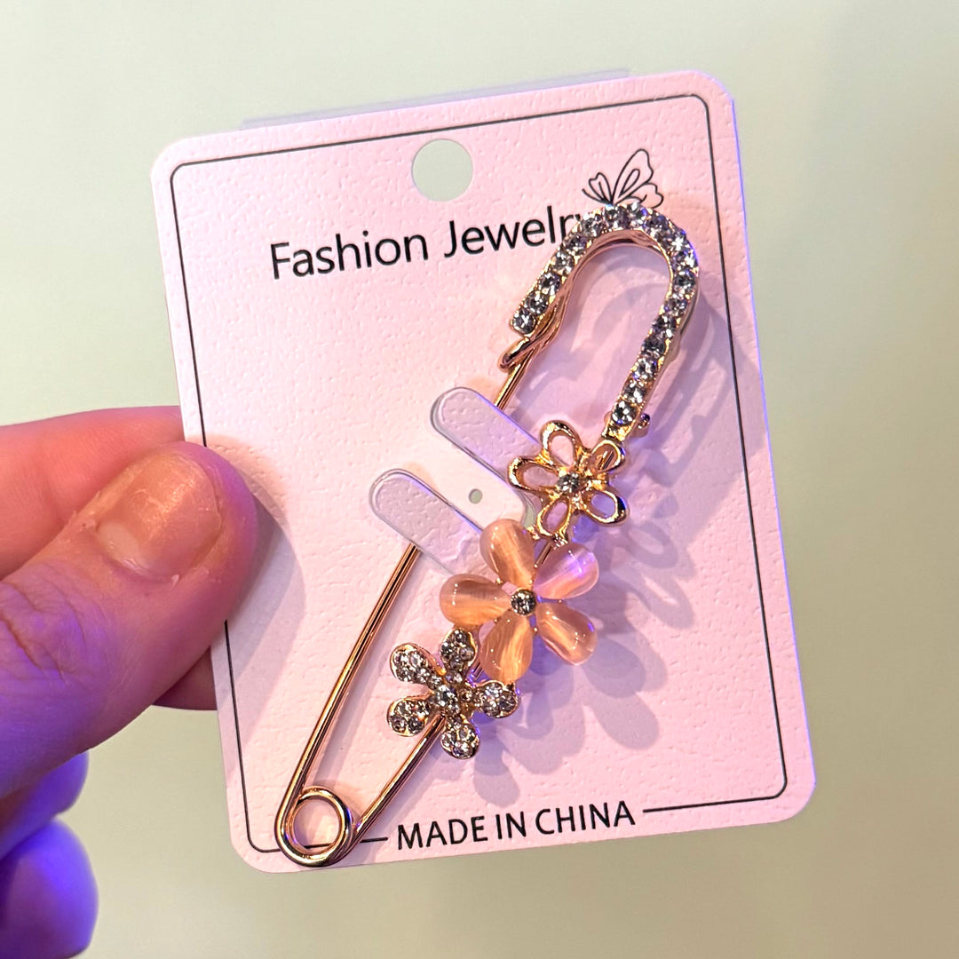 Envy Stylz Boutique Women - Accessories - Bracelet Rhinestone Floral Cloths Pin Brooch