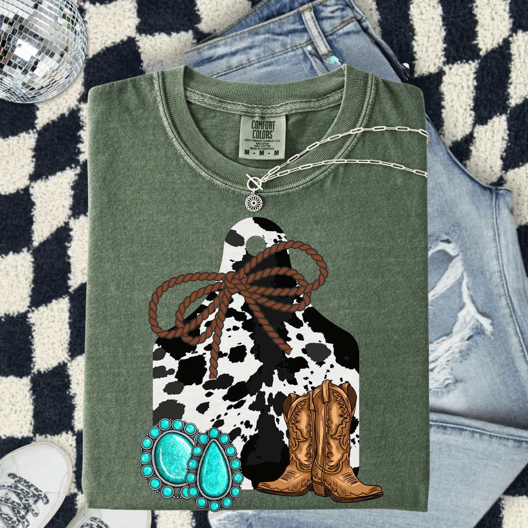 Envy Stylz Boutique Women - Apparel - Shirts - T-Shirts Cow Tag Graphic T-shirt
