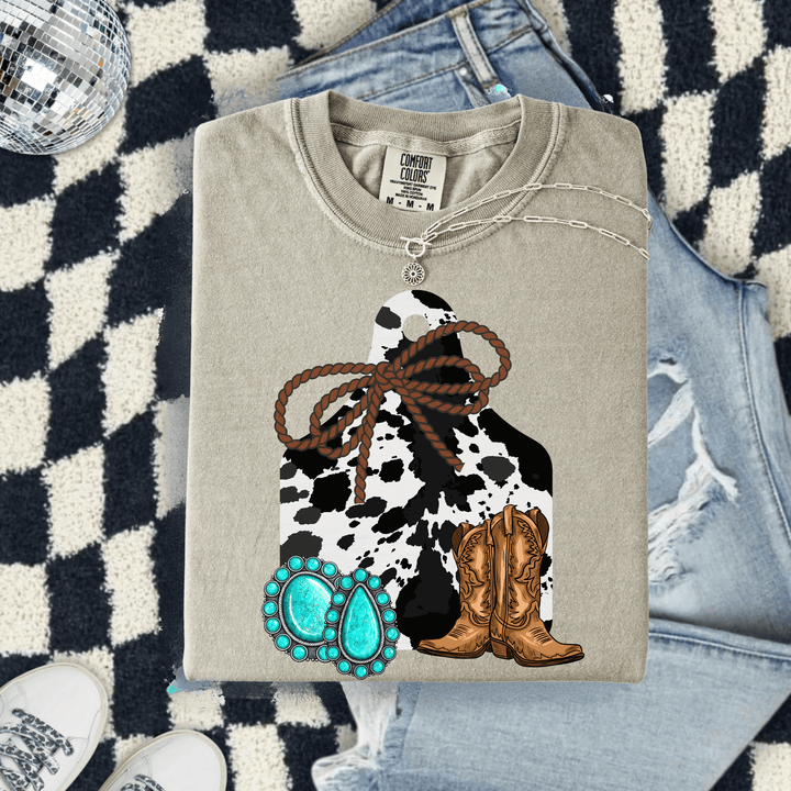 Envy Stylz Boutique Women - Apparel - Shirts - T-Shirts Cow Tag Graphic T-shirt