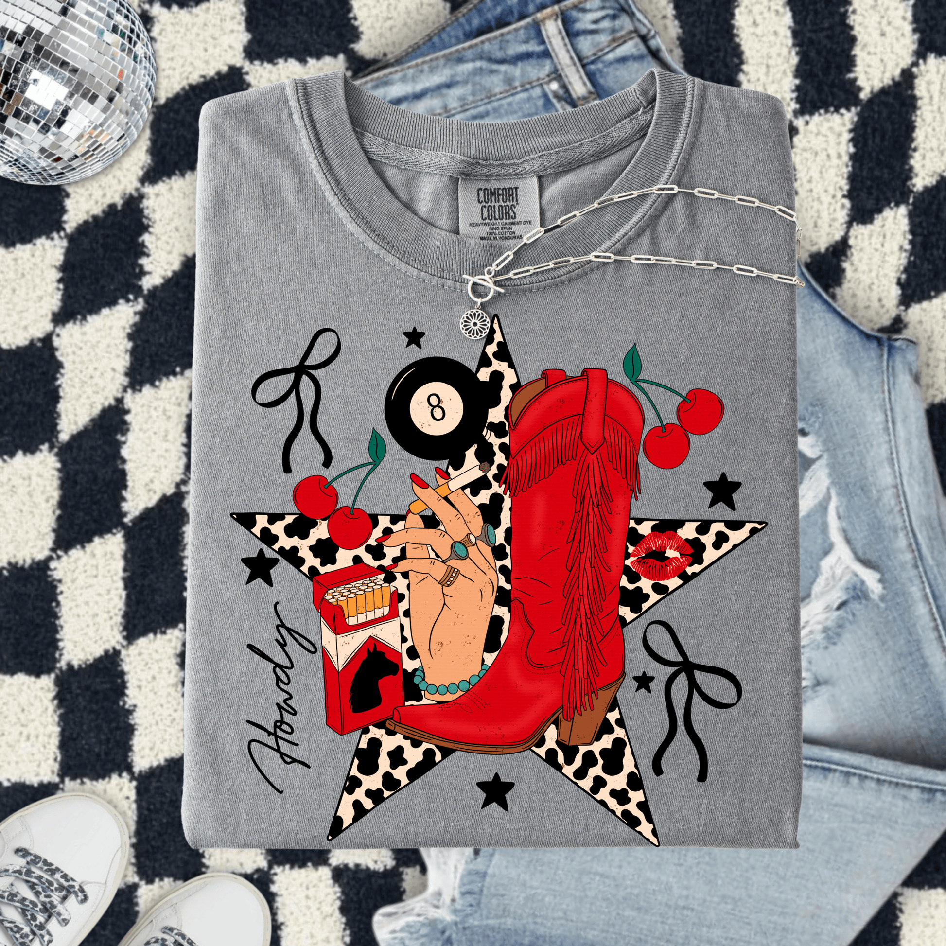 Envy Stylz Boutique Women - Apparel - Shirts - T-Shirts Howdy 8 ball Star Graphic Tee