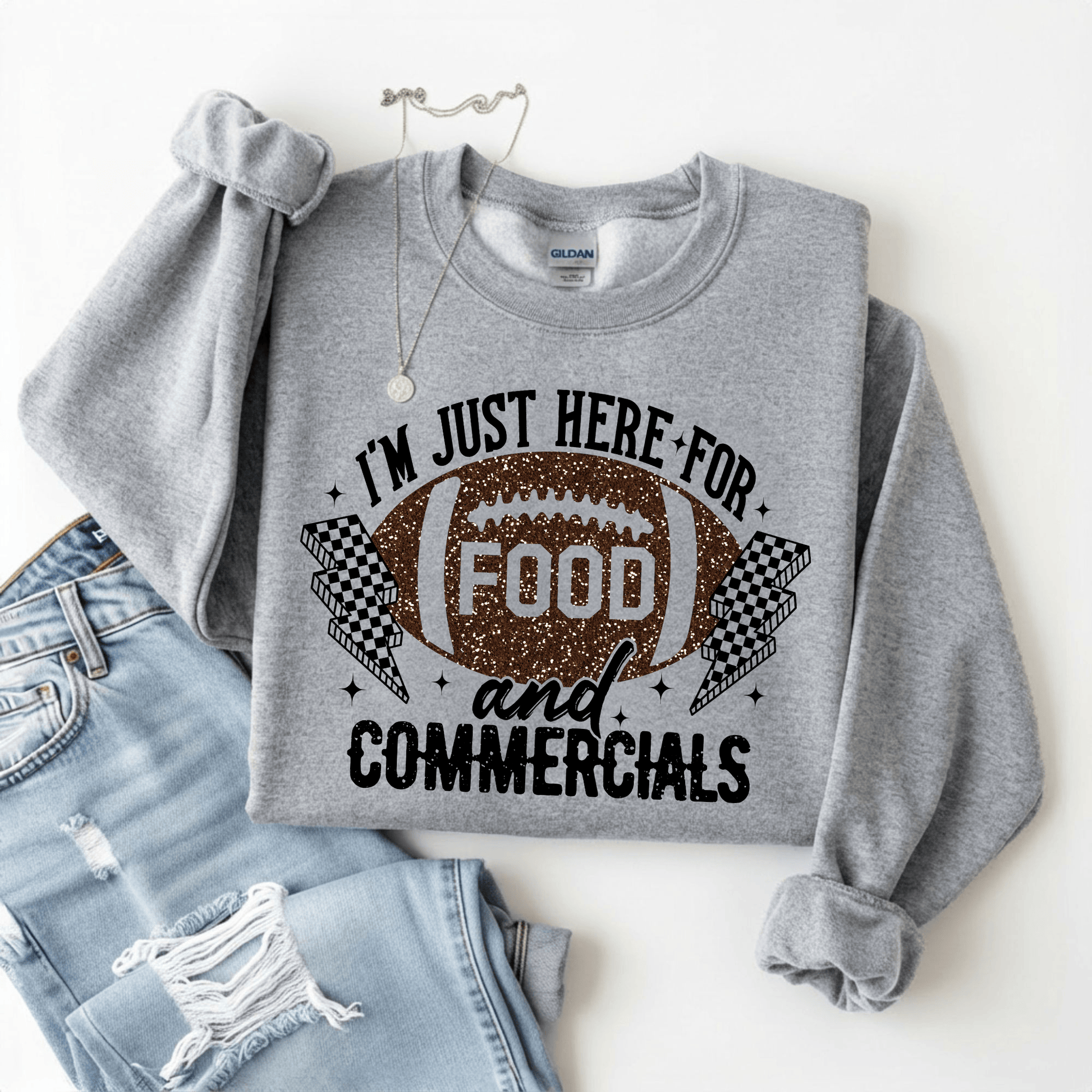 Envy Stylz Boutique Women - Apparel - Shirts - T-Shirts Just Here For The Food Graphic Crewneck