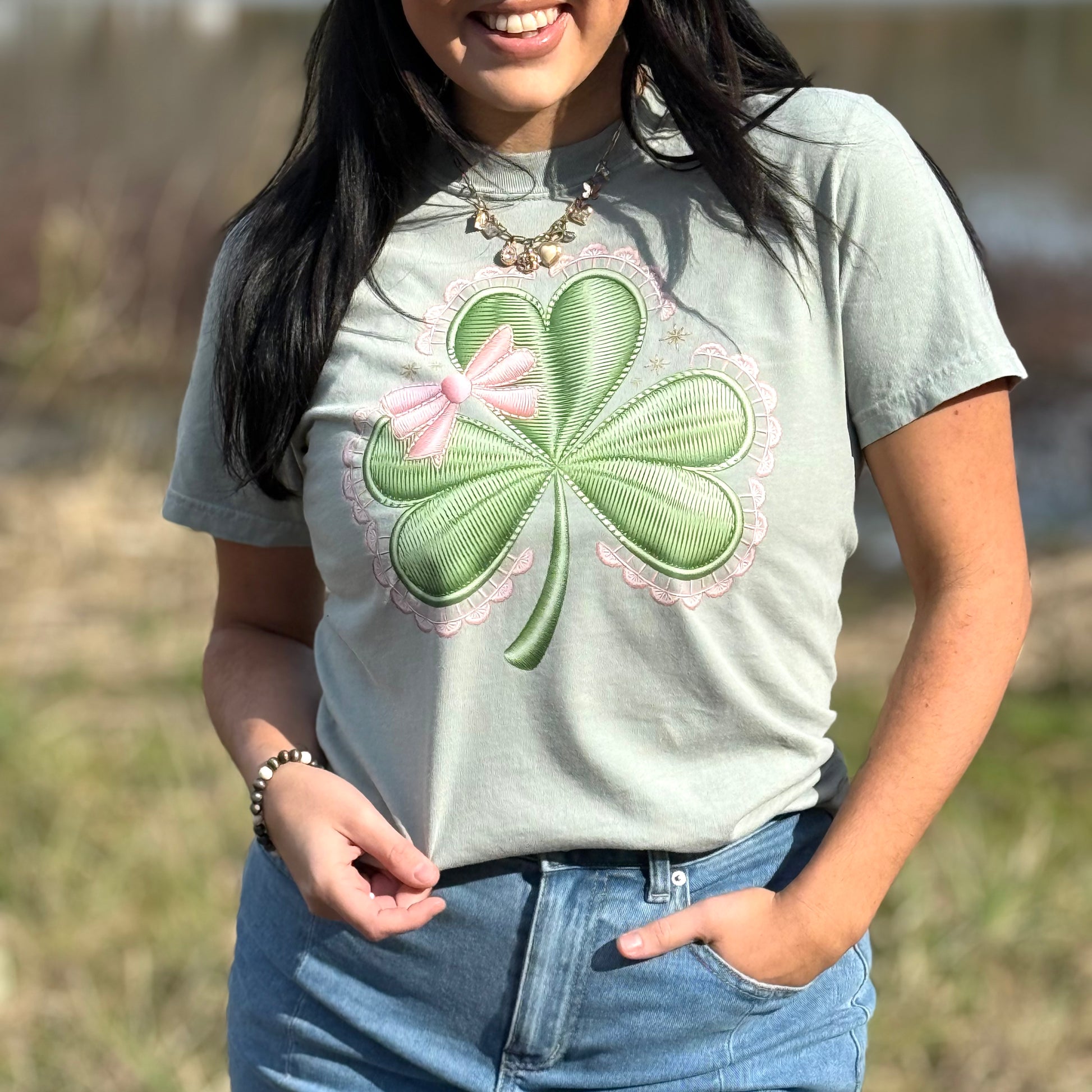 Envy Stylz Boutique Women - Apparel - Shirts - T-Shirts Lace Bow Clover Graphic Tee
