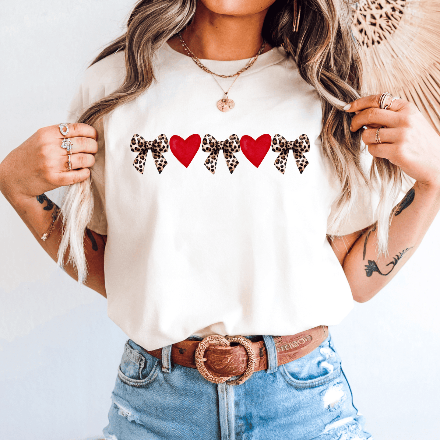 Envy Stylz Boutique Women - Apparel - Shirts - T-Shirts Leopard Bow Hearts Graphic Tee  DEAL OF THE DAY