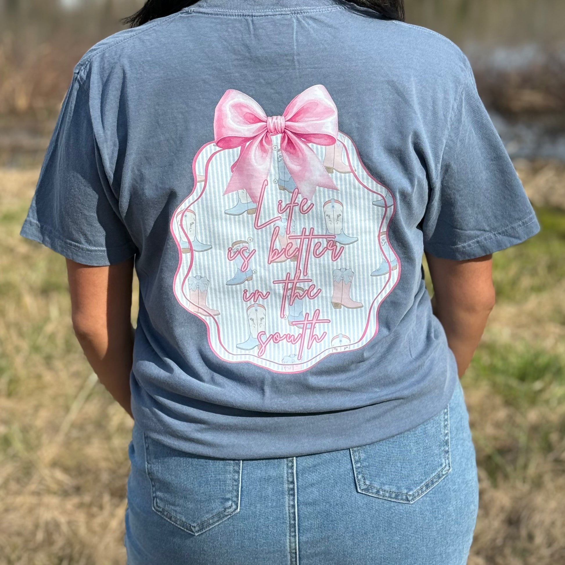 Envy Stylz Boutique Women - Apparel - Shirts - T-Shirts Life Is Better In The South Graphic T-shirt