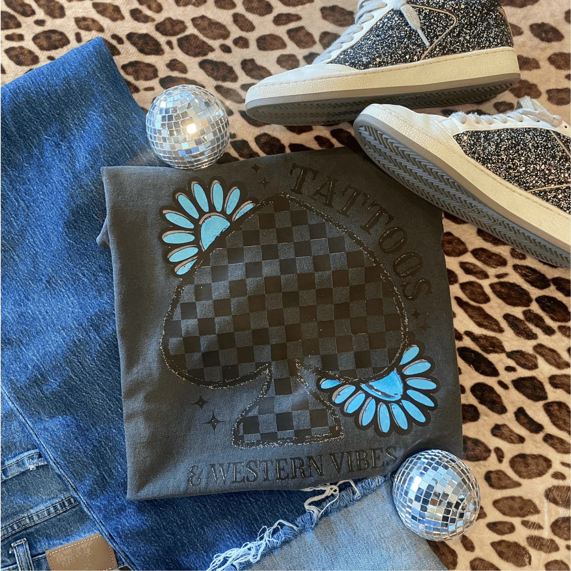 Envy Stylz Boutique Women - Apparel - Shirts - T-Shirts Tattoos and Western Vibes Graphic Tee