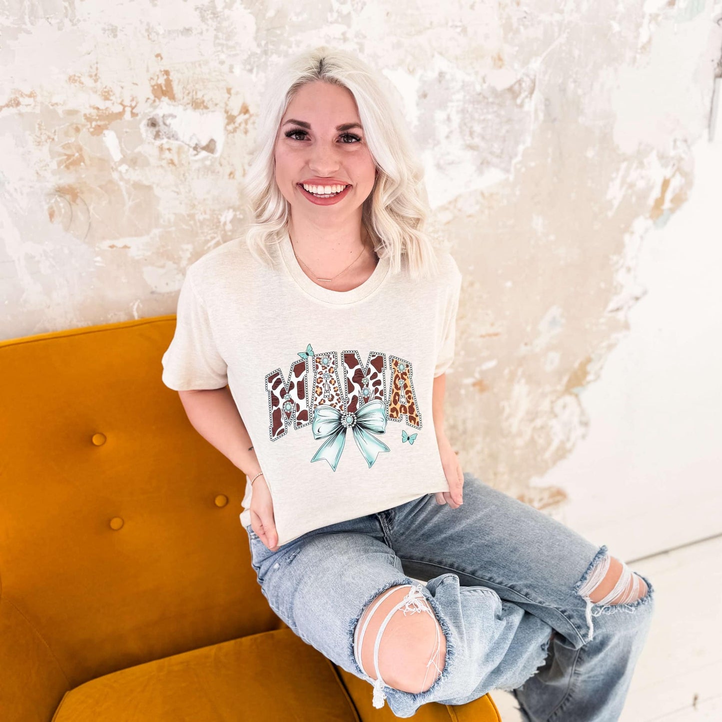 Envy Stylz Wholesale Women - Apparel - Shirts - T-Shirts Cow Leopard Bow Mama Graphic Tee