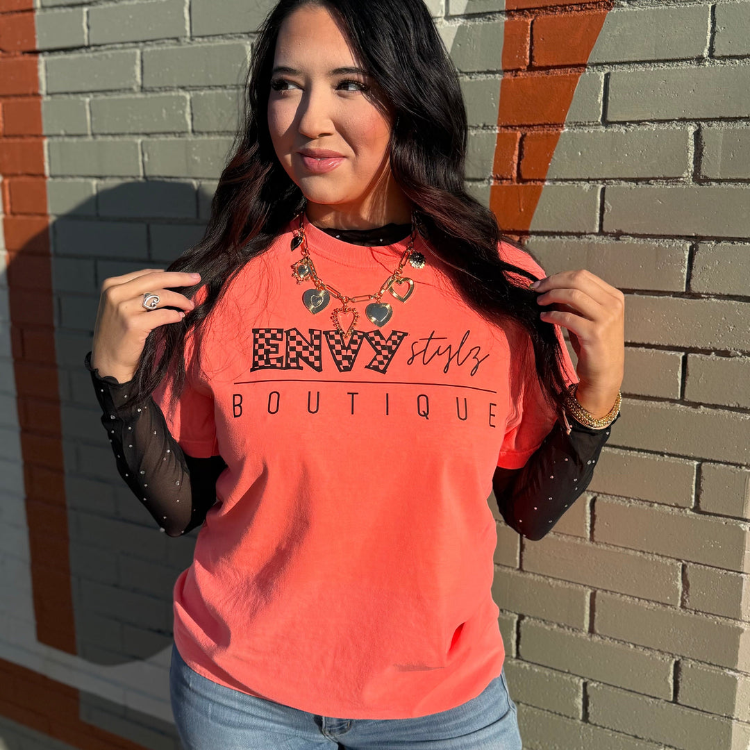 Envy Stylz Wholesale Women - Apparel - Shirts - T-Shirts Envy Stylz Checkered Logo Graphic Tee