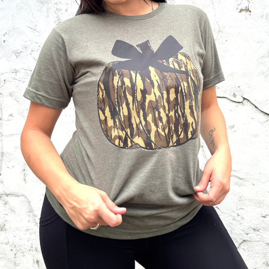 FestiviTees Women - Apparel - Shirts - T-Shirts Camo Pumpkin Graphic Tee