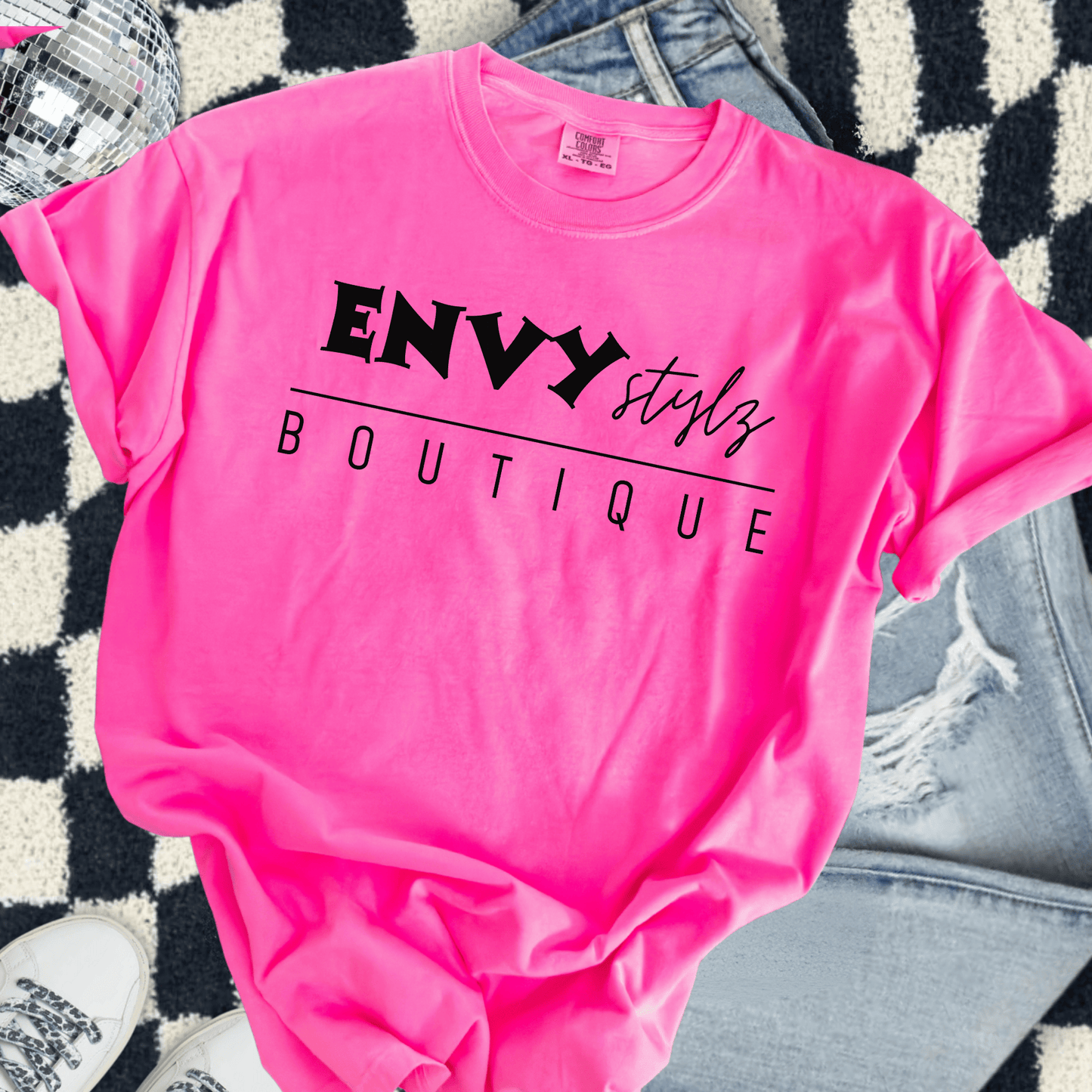 FestiviTees Women - Apparel - Shirts - T-Shirts Envy Stylz Logo Graphic Tee