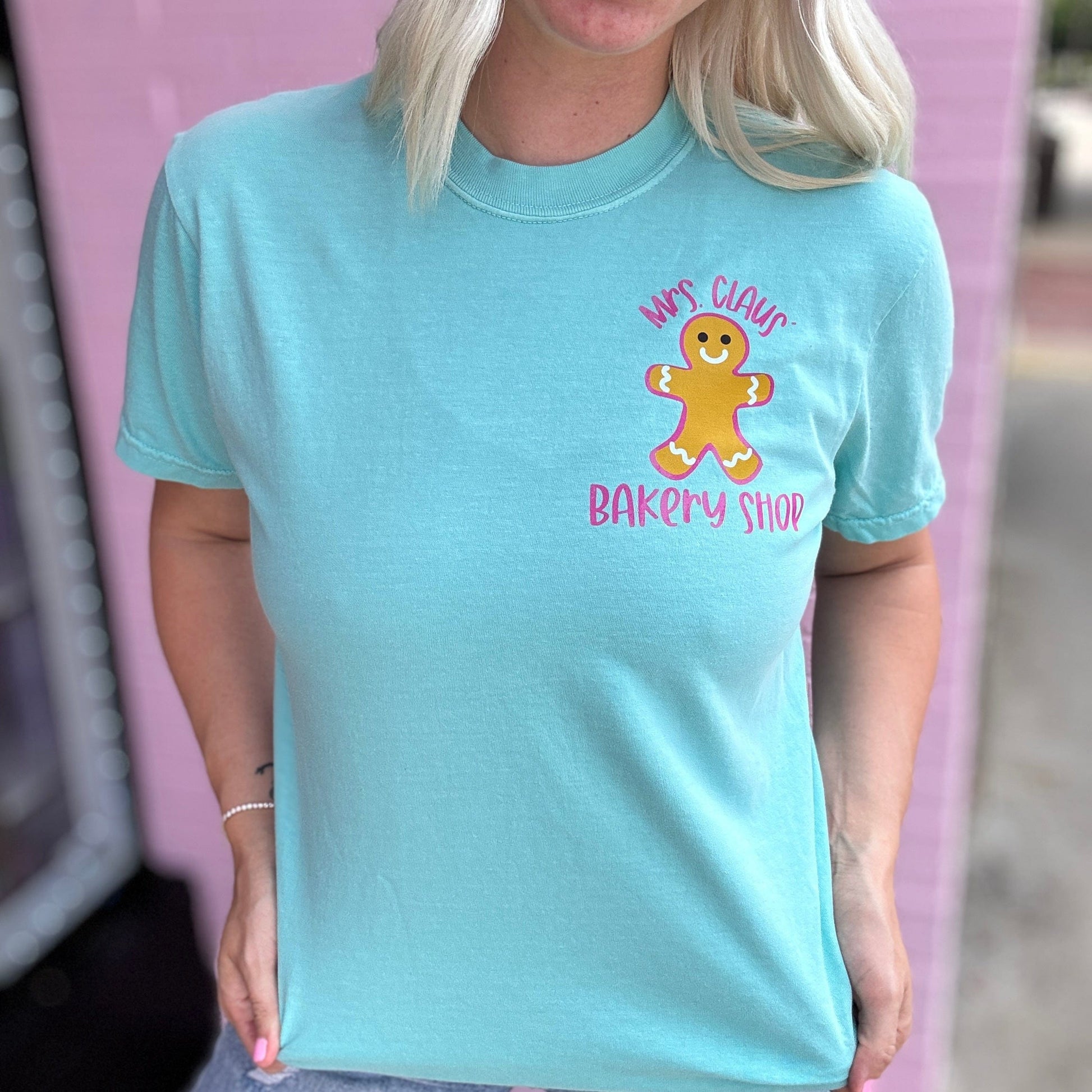 FestiviTees Women - Apparel - Shirts - T-Shirts Gingerbread Bakery Pocket Graphic Tee