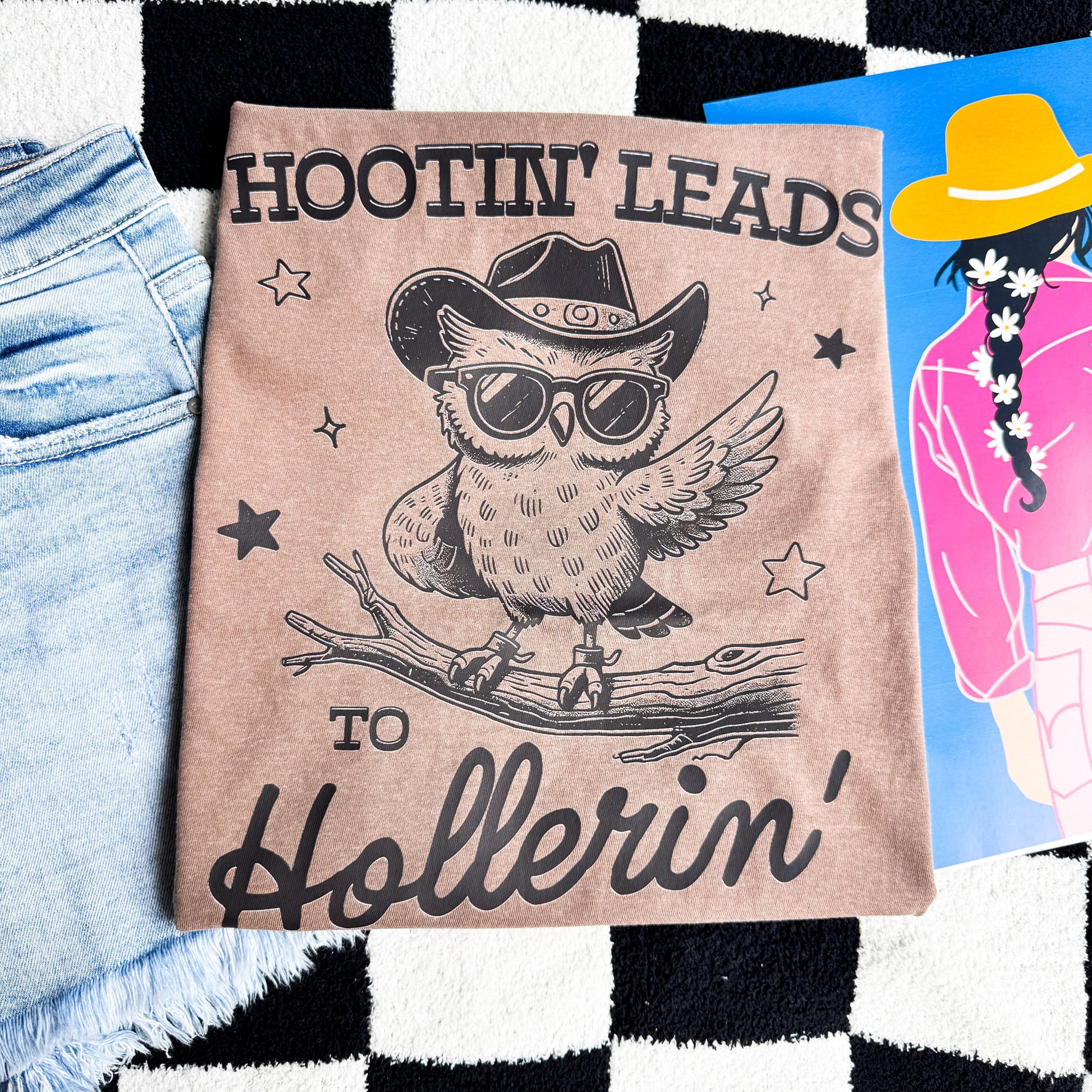 FestiviTees Women - Apparel - Shirts - T-Shirts Hootin' Leads To Hollerin' Graphic Tee