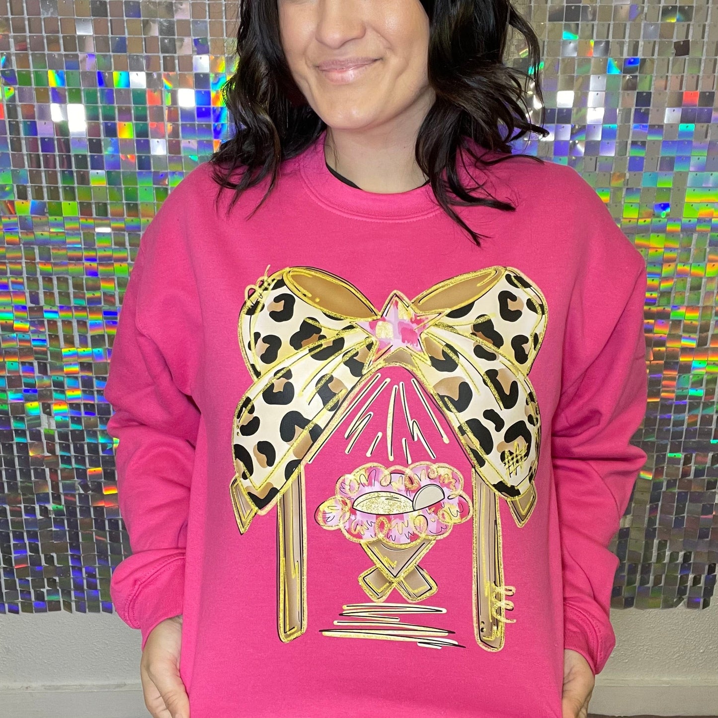 FestiviTees Women - Apparel - Shirts - T-Shirts Leopard Manger Graphic Crewneck