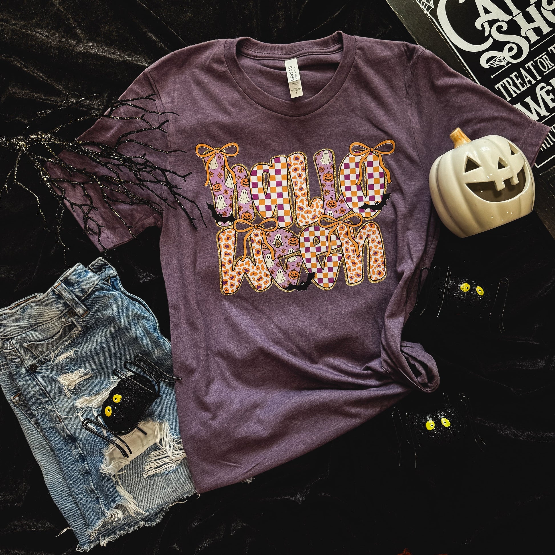 FestiviTees Women - Apparel - Shirts - T-Shirts Retro Halloween Soft Graphic Tee