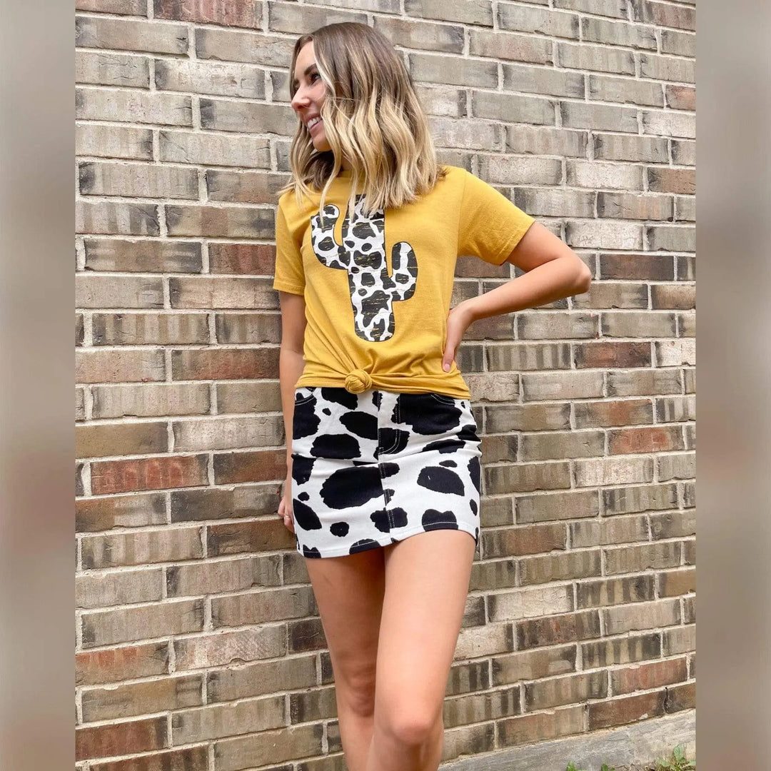 Envy Stylz Boutique Women - Apparel - Shirts - T-Shirts Cow Print Cactus Graphic Tee