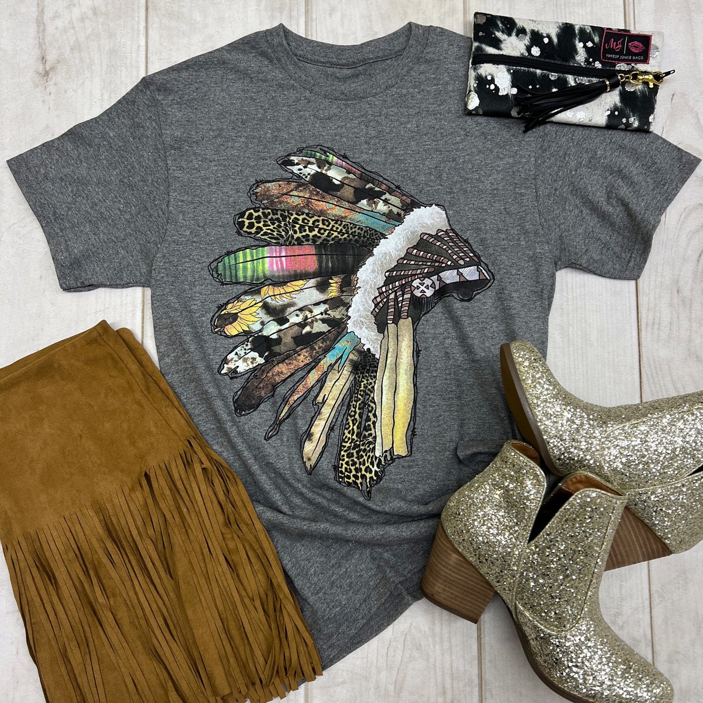 Envy Stylz Boutique Women - Apparel - Shirts - T-Shirts Native Headdress Graphic Tee