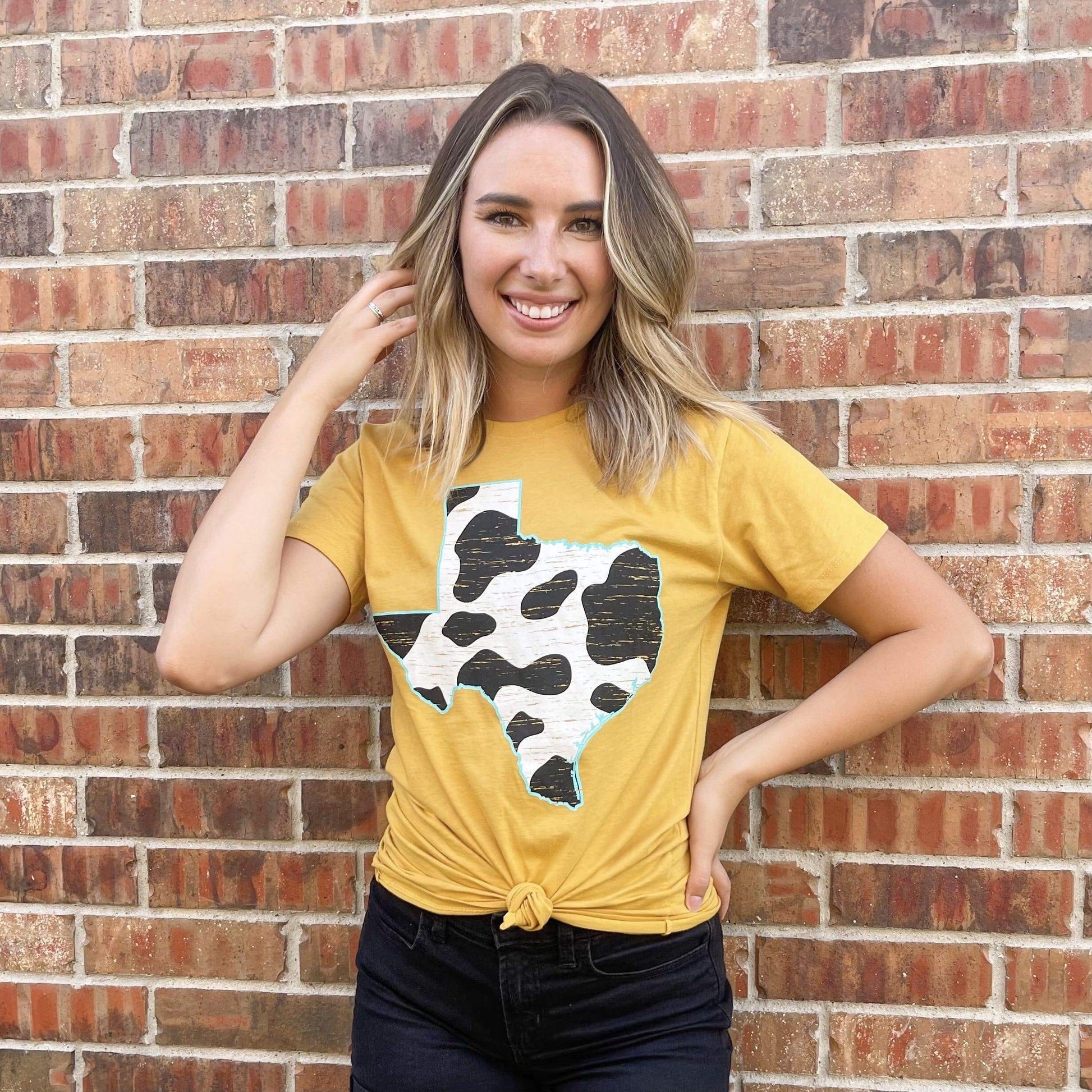 Envy Stylz Boutique Women - Apparel - Shirts - T-Shirts Texas Cow Pattern Graphic Tee