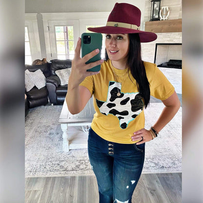 Envy Stylz Boutique Women - Apparel - Shirts - T-Shirts Texas Cow Pattern Graphic Tee