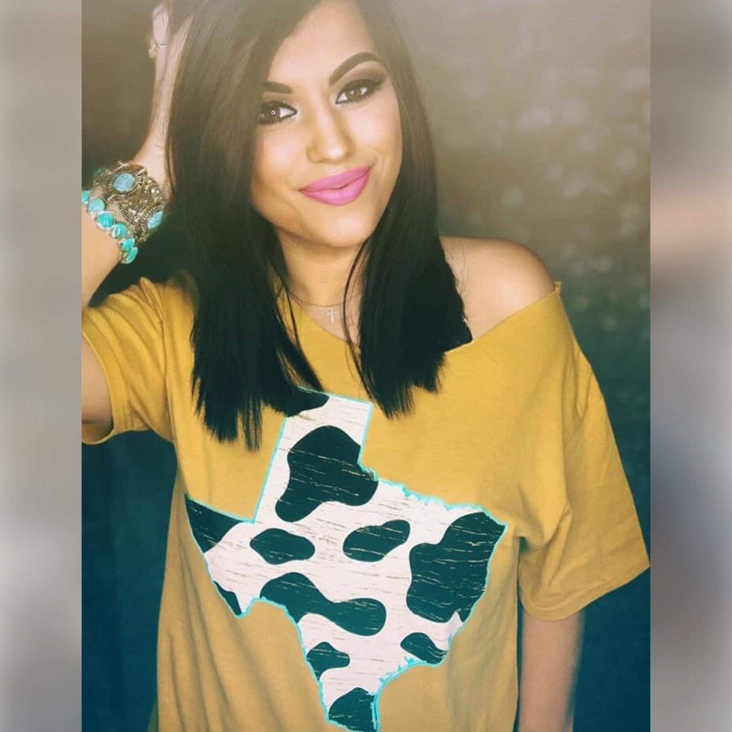 Envy Stylz Boutique Women - Apparel - Shirts - T-Shirts Texas Cow Pattern Graphic Tee